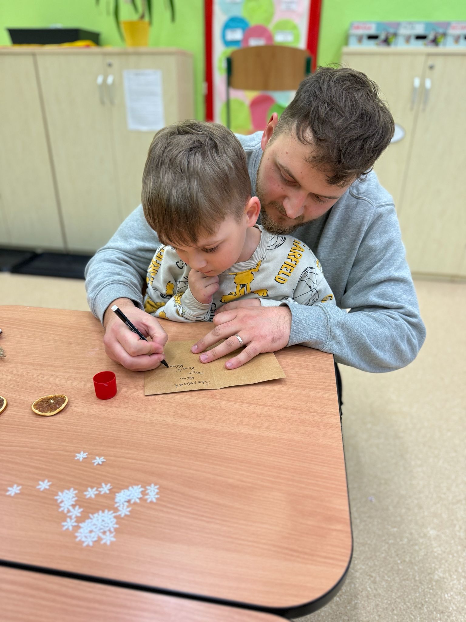 b6a76553-69ae-40f5-860b-c9de3fd3c3c4